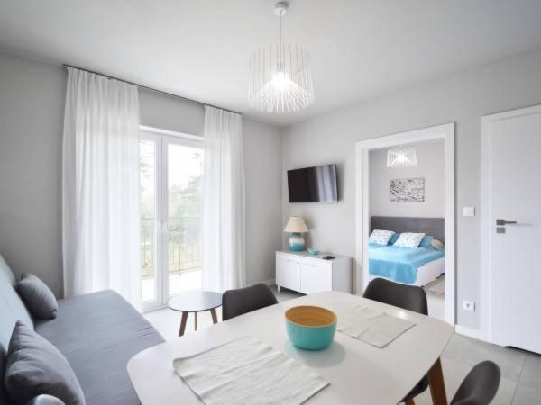 Villa Sanibel Боболін Екстер'єр фото
